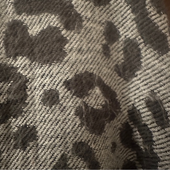 Michael Stars Leopard Print Zip Up Black and Gray Poncho with Fringe O/S - Picture 5 of 7